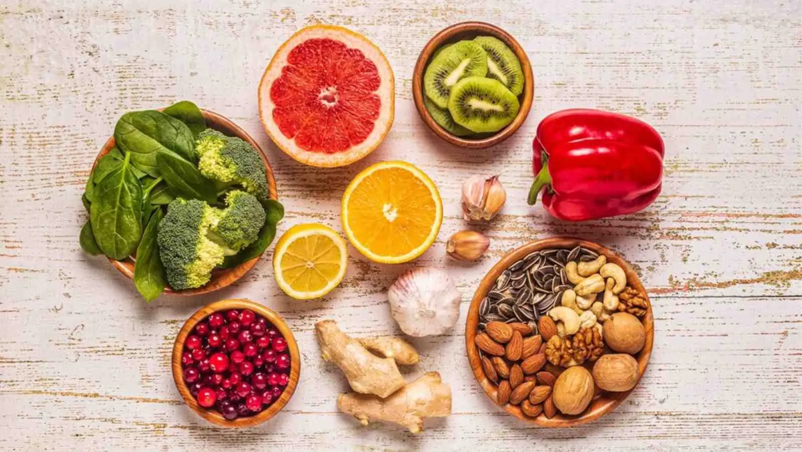 30 Best Immune-Boosting Foods & Tips To Improve A Weak Immune System!